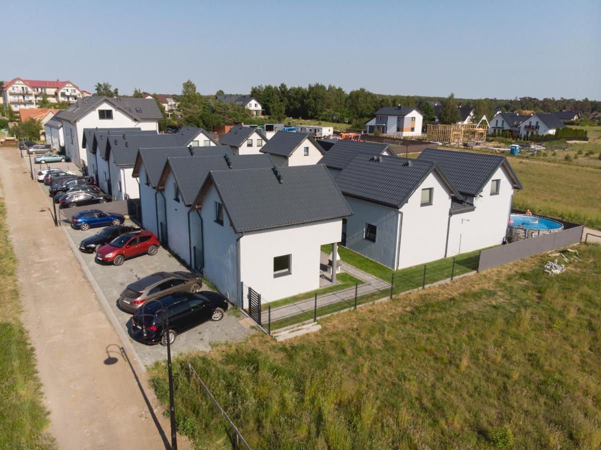 Domki Rajski Wypoczynek Z Basenem Jastrzebia Gora Exterior photo